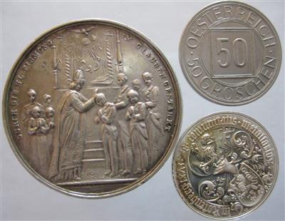 International - Coins, medals and paper money