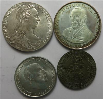 International (ca. 23 Stk., davon 12 AR) - Münzen und Medaillen