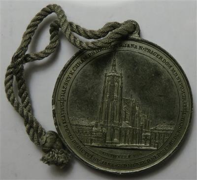 International (ca. 46 Stk., davon 10 AR) - Mince a medaile