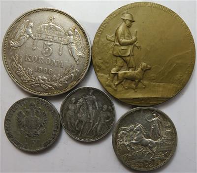 International (ca. 23 Stück, davon 17 AR) - Coins and medals
