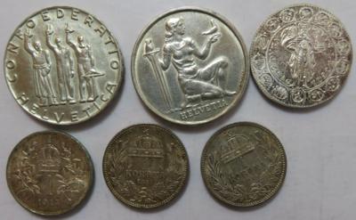International (ca. 45 Stück, davon ca. 37 AR) - Coins and medals