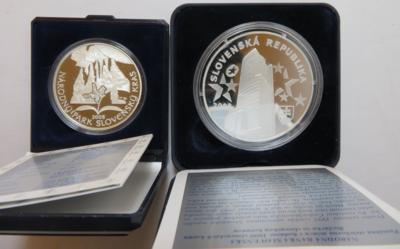 Slowakei (2 AR) - Coins and medals