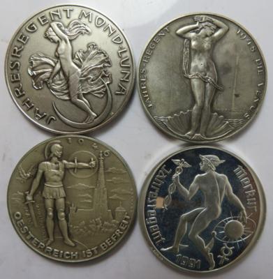 Kalendermedaillen (ca. 15 Stk., davon 8 AR) - Mince a medaile