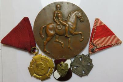 Österreich, Medaille 1930, 2 K. u. K. Auszeichnungen, 1 Abzeichen - Monete e medaglie