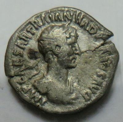 Römische Kaiserzeit (3 Stk. AR Quinare) - Mince a medaile