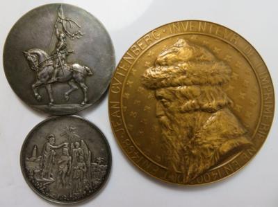 Medaillen (3 Stk., davon 1 AR) - Mince a medaile