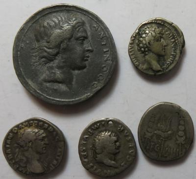 Antike (9 Stk., davon 6 AR/BIL) - Monete e medaglie