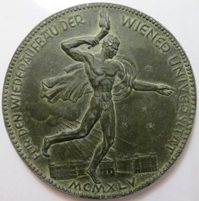 Medailleur Rudolf SchmidtWiederaufbau der Universität Wien 1945 - Mince a medaile
