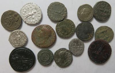 Römische Kaiserzeit (ca. 117 Stk., dabei vereinzelt AR / BIL) - Coins and medals