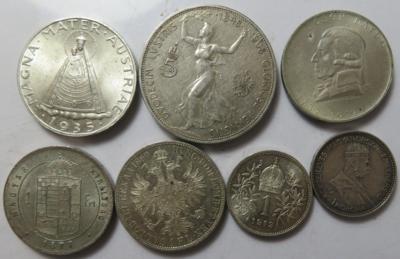 Franz Josef I. und 1. / 2. Republik (ca. 18 AR und eine Banknote) - Münzen und Medaillen