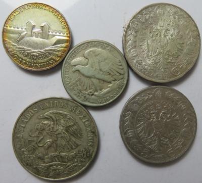 International (ca. 31 Stk., davon 6 AR) - Coins and medals