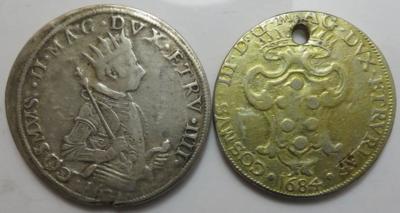 Italien (2 AR) - Coins and medals