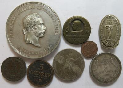 Franz Josef I. (8 Stk., davon 2 AR) - Coins and medals