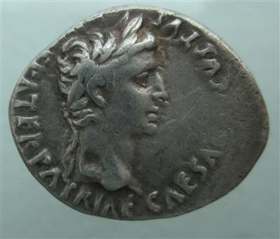 Augustus 27 v.- 14. n. C. - Monete, medaglie e carta moneta