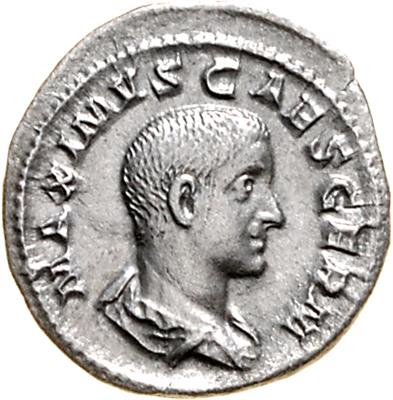 Maximus als Caesar - Münzen, Medaillen und Papiergeld