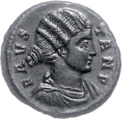 Fausta, Tochter des Maximianus I. und Gattin des Constantinus I. - Coins and medals