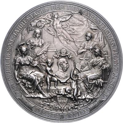 40 jähriges Thronjubiläum Kaiser Franz J. I. - Mince a medaile