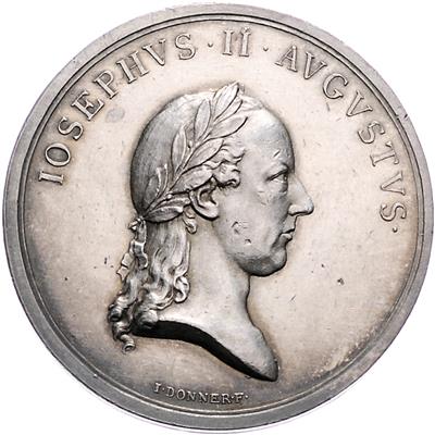 Zeit Josef II. - Mince, medaile a papírové peníze