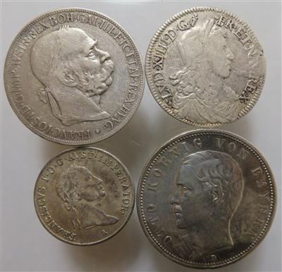 International - Coins and medals