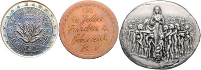 Schaffungszeitraum 1981-1985 des Künstlers und Medailleurs Helmut ZOBL - Mince, medaile a bankovky