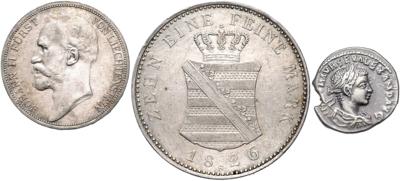 International - Mince, medaile a bankovky