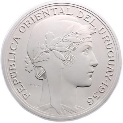 Uruguay - Mince, medaile a bankovky