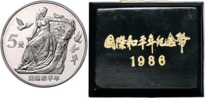 China, VolksrepublikInternationales Jahr des Friedens 1986 - Mince, medaile a papírové peníze