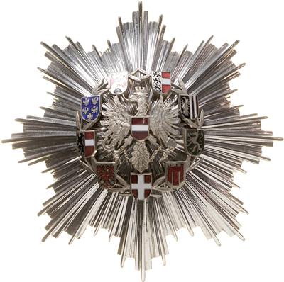 Ehrenzeichen für Verdienste um die Republik Österreich, - ?ády a vyznamenání