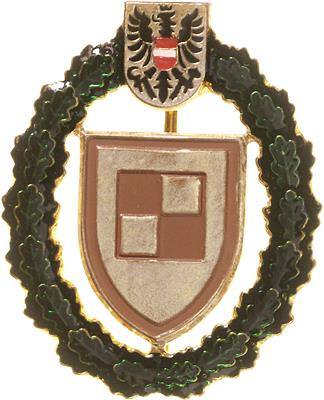 Lot BH - Abzeichen, - Orders and decorations