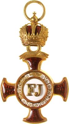 Goldenes Verdienstkreuz mit Krone, - Orders and decorations