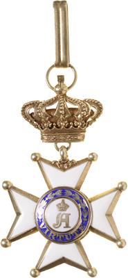Militär- und Zivilverdienstorden Adolphs von Nassau, - Orders and decorations