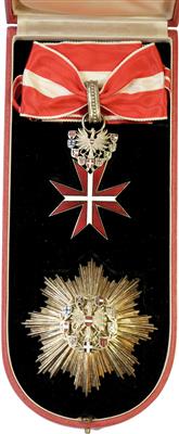 Ehrenzeichen für Verdienste um die Republik Österreich, - Orders and decorations