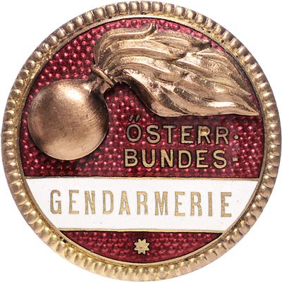 Lot Abzeichen Gendarmerie, - Onorificenze e decorazioni