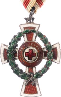 Ehrenzeichen vom Roten Kreuz - Řády a vyznamenání