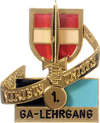 Lot BH - Abzeichen und Truppenkörper - Abzeichen - Orden und Auszeichnungen