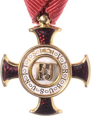 Goldenes Verdienstkreuz, - Řády a vyznamenání