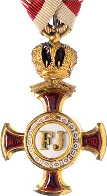 Goldenes Verdienstkreuz mit Krone, - Orders and decorations