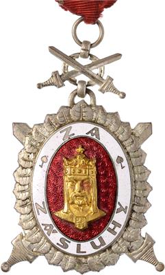 Orden Karl IV., - Řády a vyznamenání