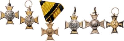 Lot Miniaturen Militärdienstzeichen, - Ordini e riconoscimenti