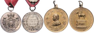 Lot patriotische Medaillen und Auszeichnungen, - Ordini e riconoscimenti
