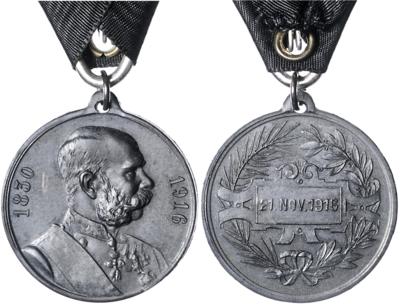Medaille auf den Tod Kaiser Franz Joseph I. 21. November 1916, - Řády a vyznamenání