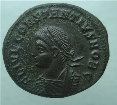 Constantius II. als Caesar - Coins and medals