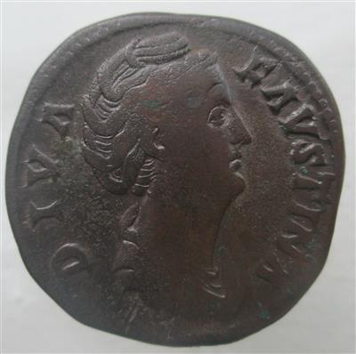 Diva Faustina d.Ä. verstorb. Gattin des Antoninus Pius - Monete, medaglie