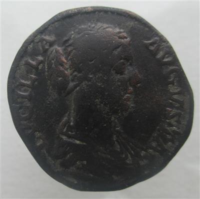 Lucilla, Gattin des Lucius Verus - Münzen und Medaillen