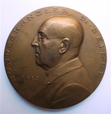 Personenmedaillen (2 Stk.) a) Bürgermeister Dr. Karl Lueger - Monete, medaglie