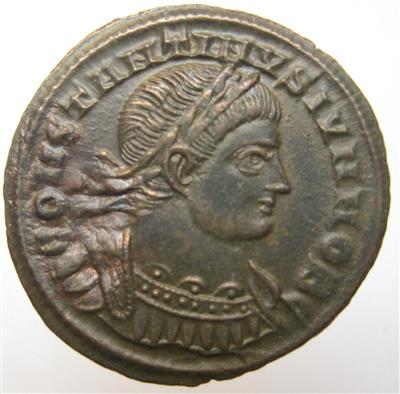 Constantinus II. als Caesar - Coins and medals