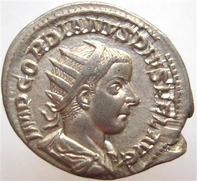 Gordianus III. 238-244 - Münzen und Medaillen