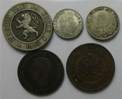 International (ca. 45 Stk., davon 5 AR/BIL) - Coins and medals