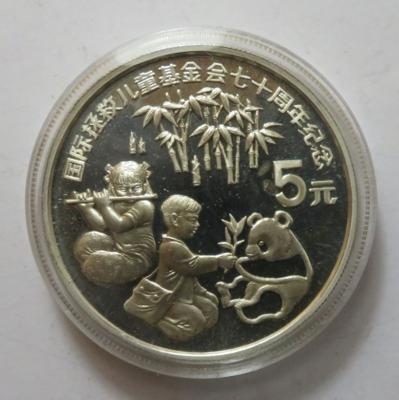 China-Childrens Fund - Münzen und Medaillen