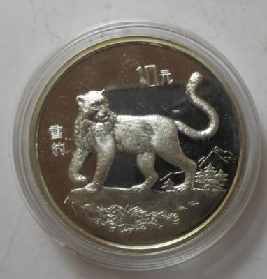 China - Coins and medals